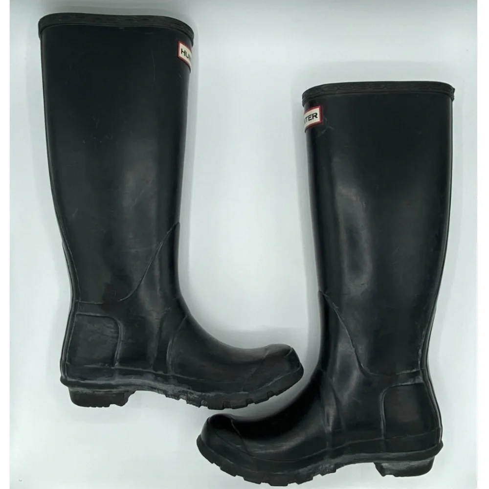 Hunter Original Tall Matte Black Rain Boots Size 6